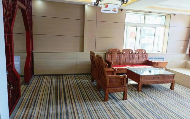 Huolin Gol Qianlong Hotel