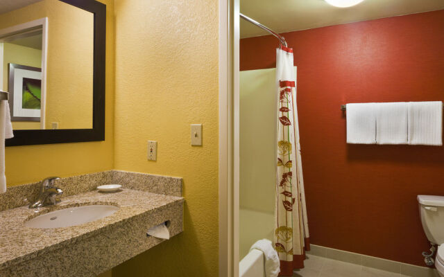 Courtyard Baton Rouge Siegen Lane