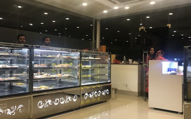 OYO 11474 Gangaur Regency Boutique Hotel