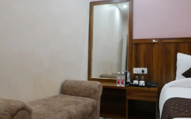 Hotel AyushMan Inn