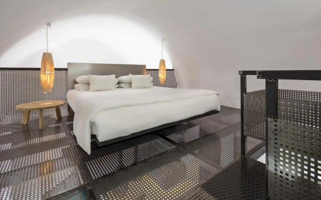 Art Hotel Santorini