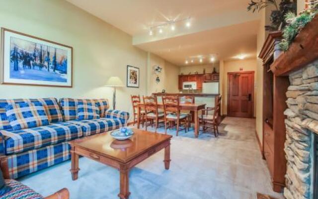 Powderhorn Lodge 107: Columbine Suite
