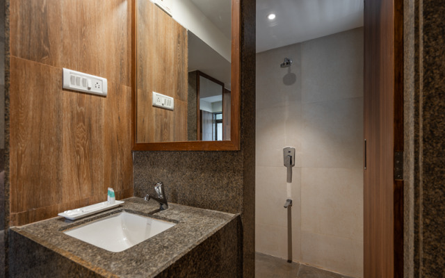 GCC Sonal Apartments