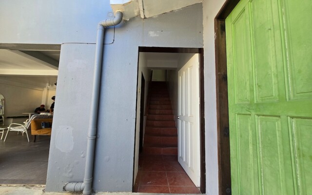 Surfside Hostel LU Surf Town