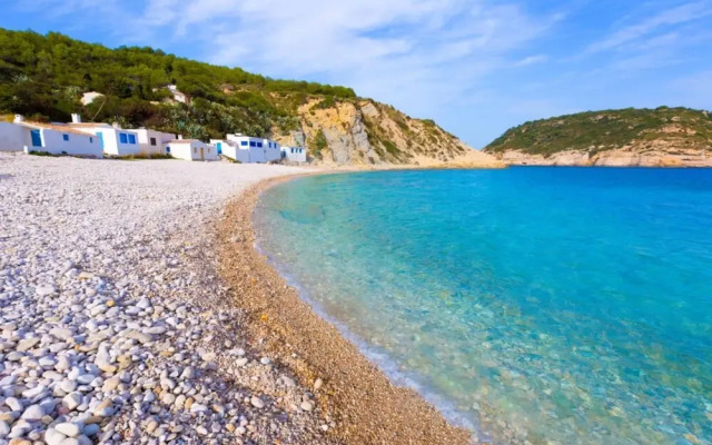 Golden in Javea With 3 Bedrooms and 2 Bathrooms