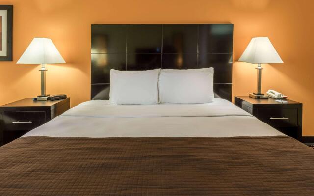 AmericInn by Wyndham Streator