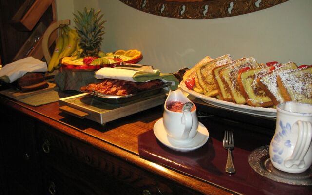 Kindred Spirits Inn & Cottages