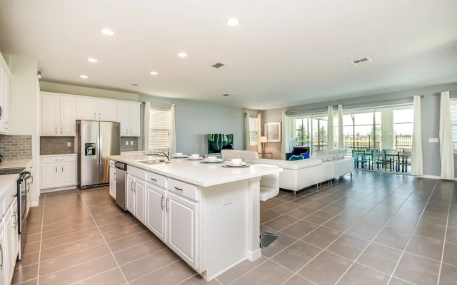 Fabulous 9 Bed 6,5 Ba Villa Games, Pool & Spa 9063srl