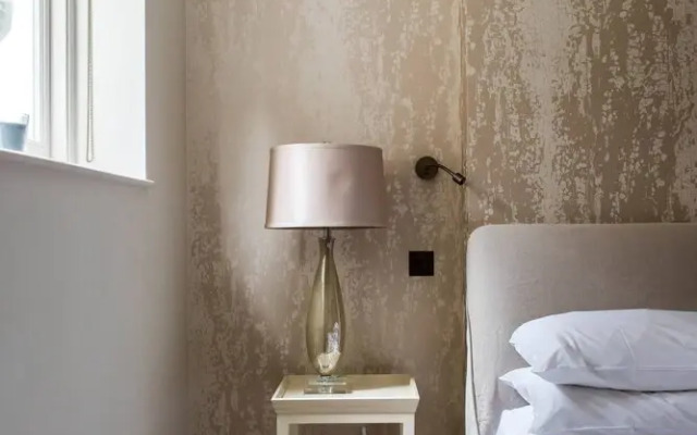 Nevern Square VIII by onefinestay