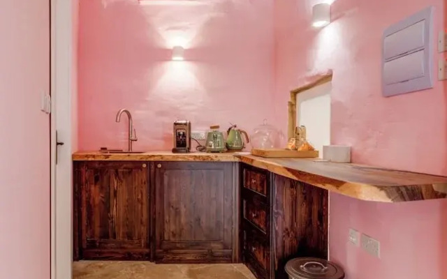 Talbot House by Talbot & Bons