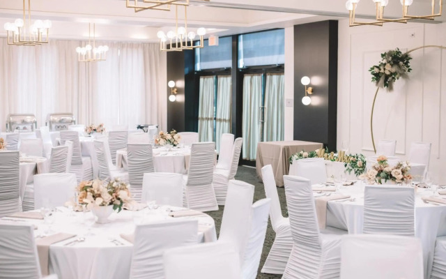 Courtyard by Marriott Calgary South