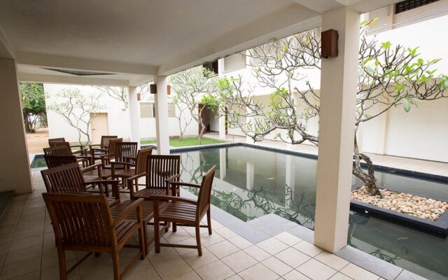 Mermaid Hotel & Club