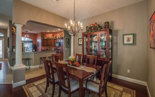 Haynesville Way 800 by White Pelican VR