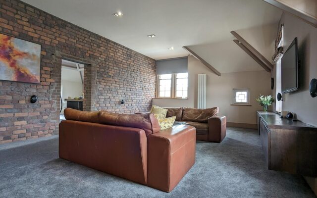 Penthouse-highstreet-sleeps2-87ws