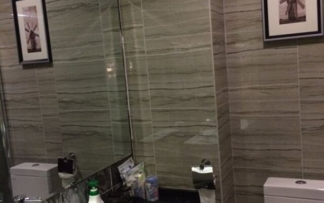 Fucheng 8 Hotel