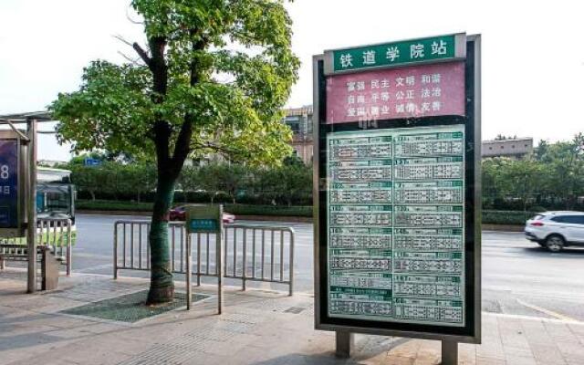 Changsha Yuhua·Railway Institute· Locals Apartment 00154020