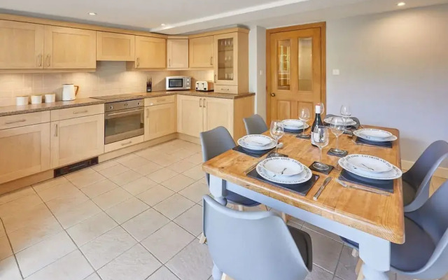 Host Stay River View