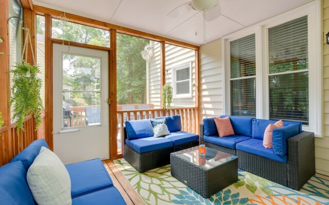 Lakefront Raleigh Retreat ~ 7 Mi to Downtown!