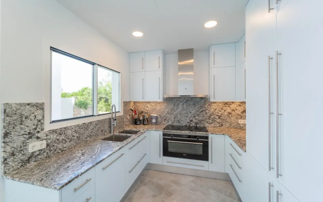 Villa Gaudina in Sant Llu s