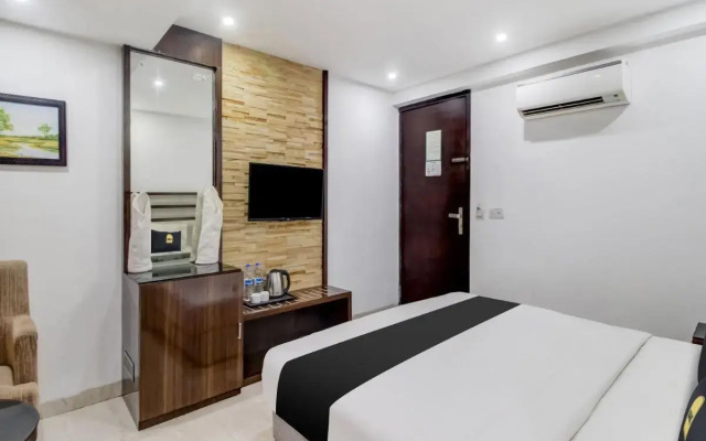 Townhouse OAK Hotel Mannat Goa