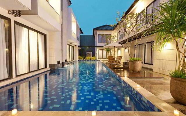 M Residence Menteng