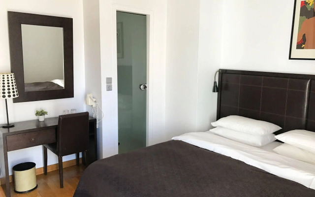 Niki Athens Hotel