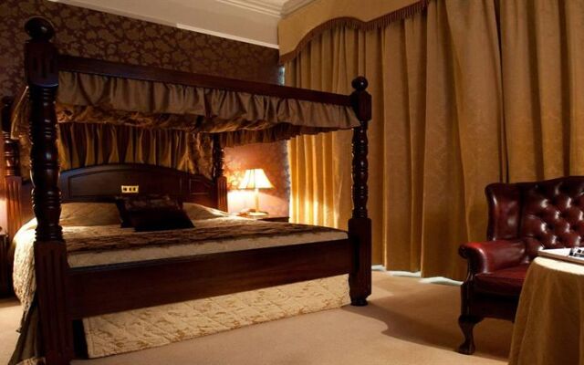 Westenra Arms Hotel