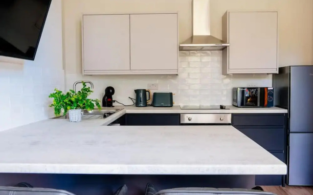 Howard Gardens - 2 Bedroom Apartment in Cardiff City Centre