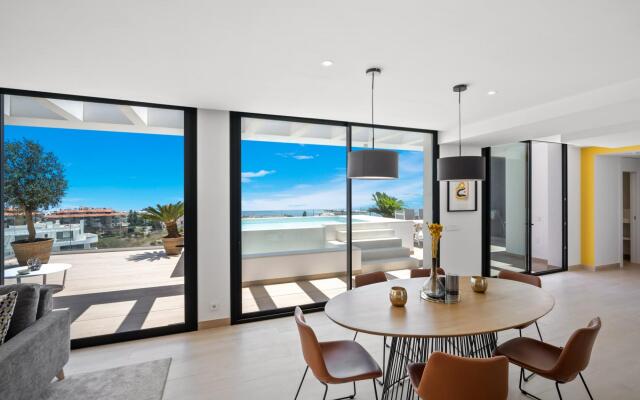 Yara In Fuengirola With 3 Bedrooms And 2 Bathrooms