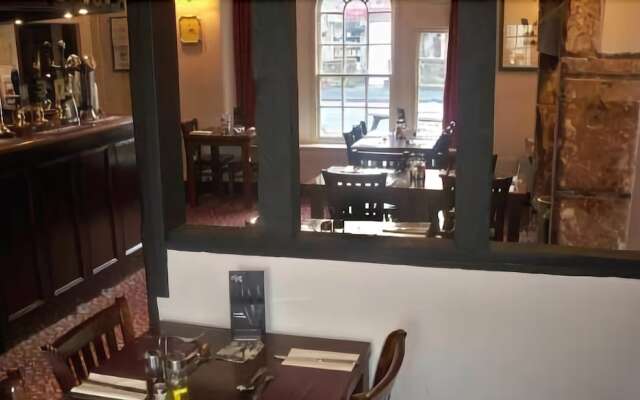 No1 Hotel & Wine Lounge