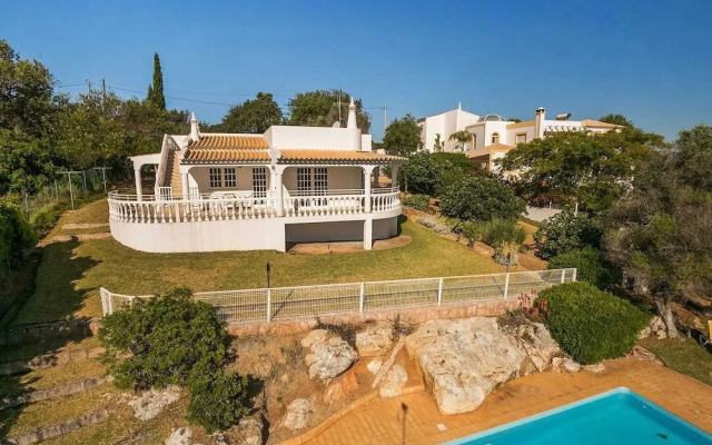 Superior Holiday Home in Albufeira With Private Pool