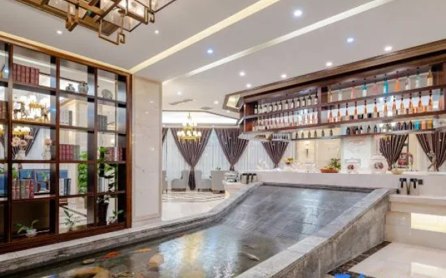 Peng'an Xiangru Heart Hotel (Xiangru Plaza)