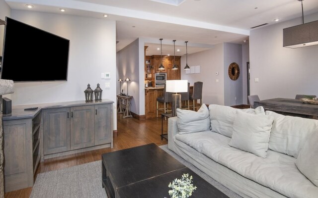 Cascade Village Condo