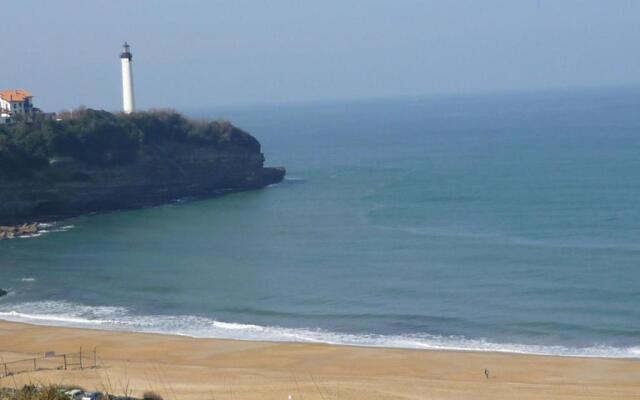 Studio à 300 m Anglet Plage Surf