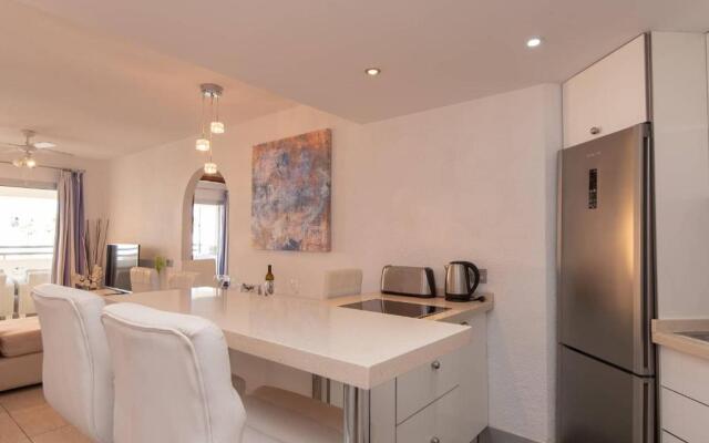 Santa Maria 105 - Two Bed with sea views