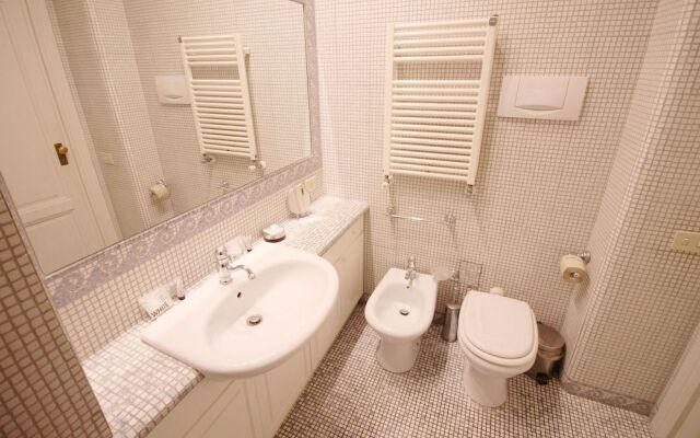 Prestigious Family Apt near St. Peter