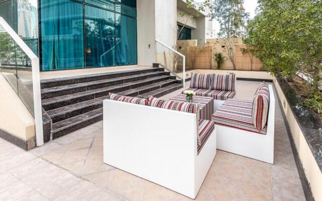 Peaks Apartments Dubai Marina