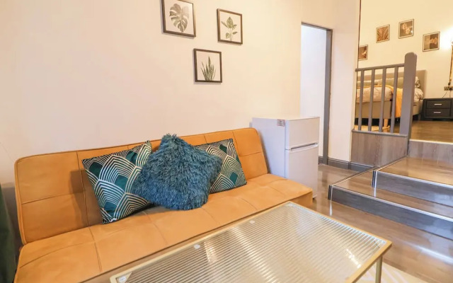 The Cloud Apartment 1
