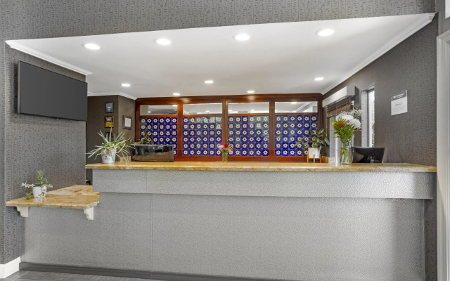 Best Western Plus Dixon Davis
