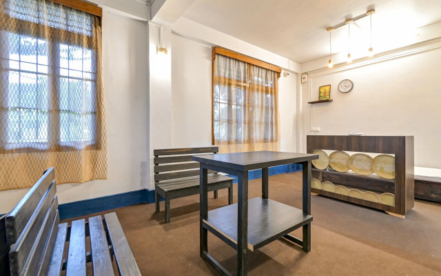 OYO Flagship La Monte Inn