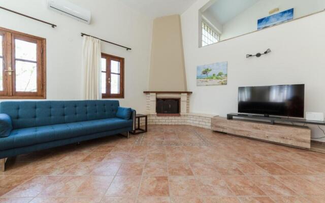 Sani Dream Villa