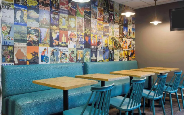 F1 Lyon Massieux Hotel