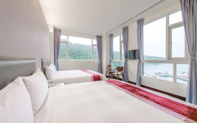 Shui Yang Lakeview House with Elevator