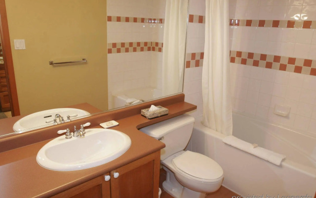 ResortQuest at Whistler Cascade Lodge