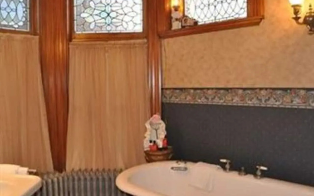 Charles Nelson Schmick House