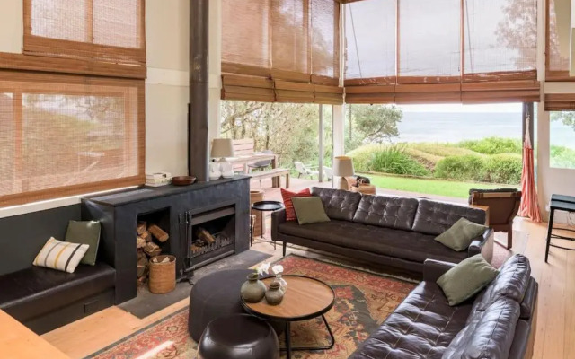Burra Beach Retreat for Two