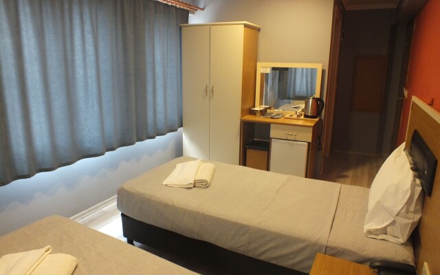 Naila Hotel