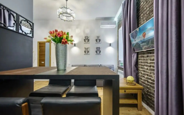 Home-Hotel Pushkinskaya 2-4-7