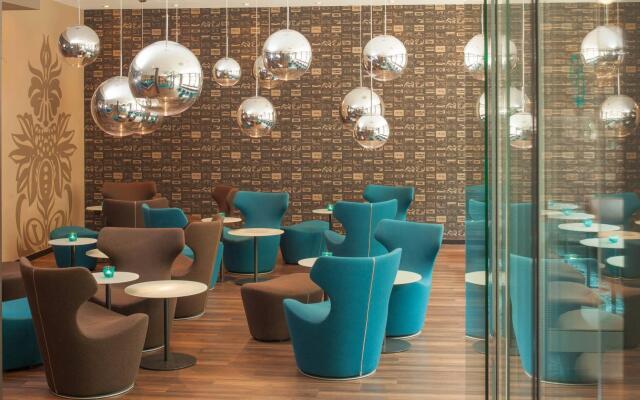 Motel One Frankfurt East Side