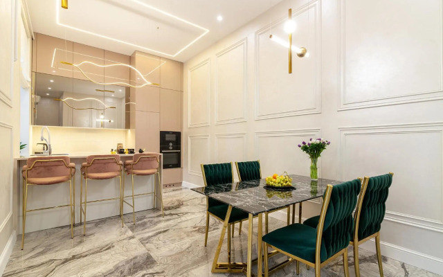 Royal Apartment on Fredra 4a